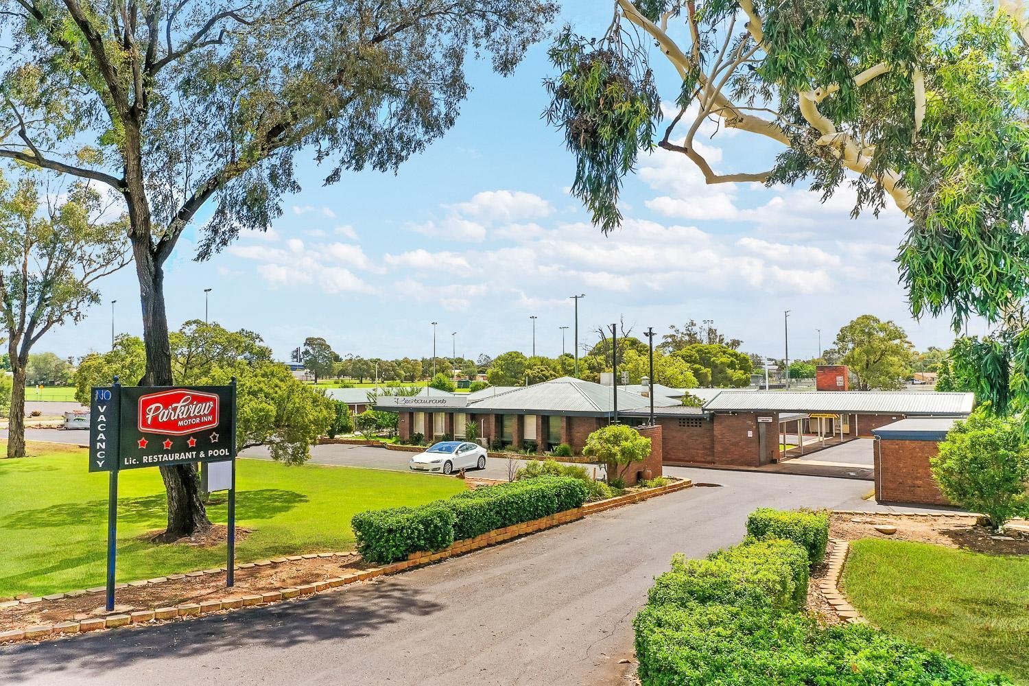 Parkview Motor Inn Parkes Exterior photo
