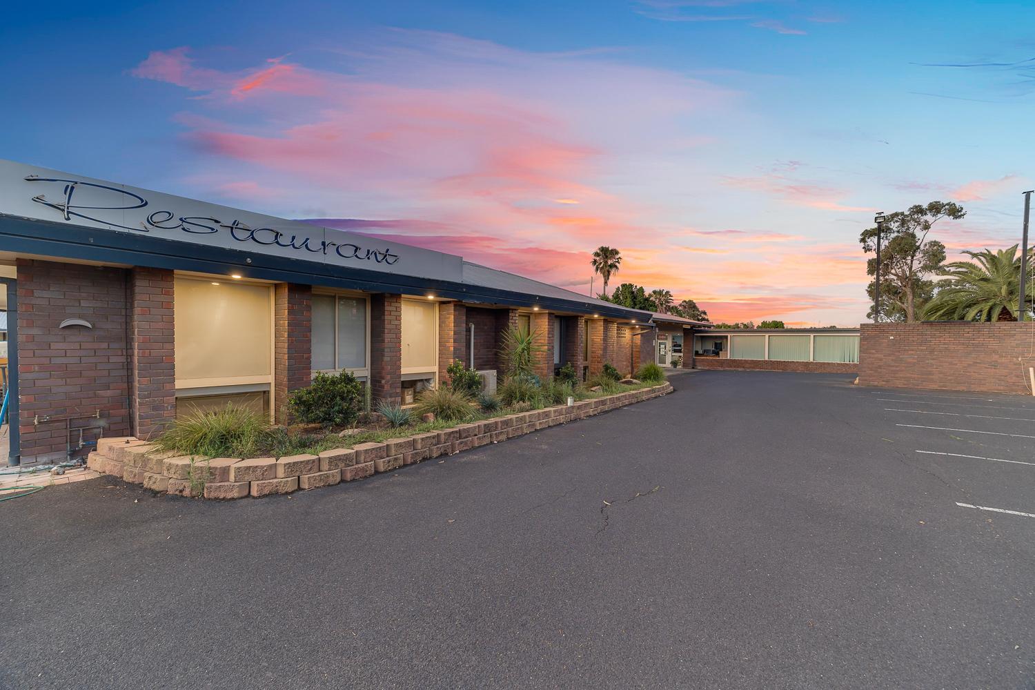 Parkview Motor Inn Parkes Exterior photo
