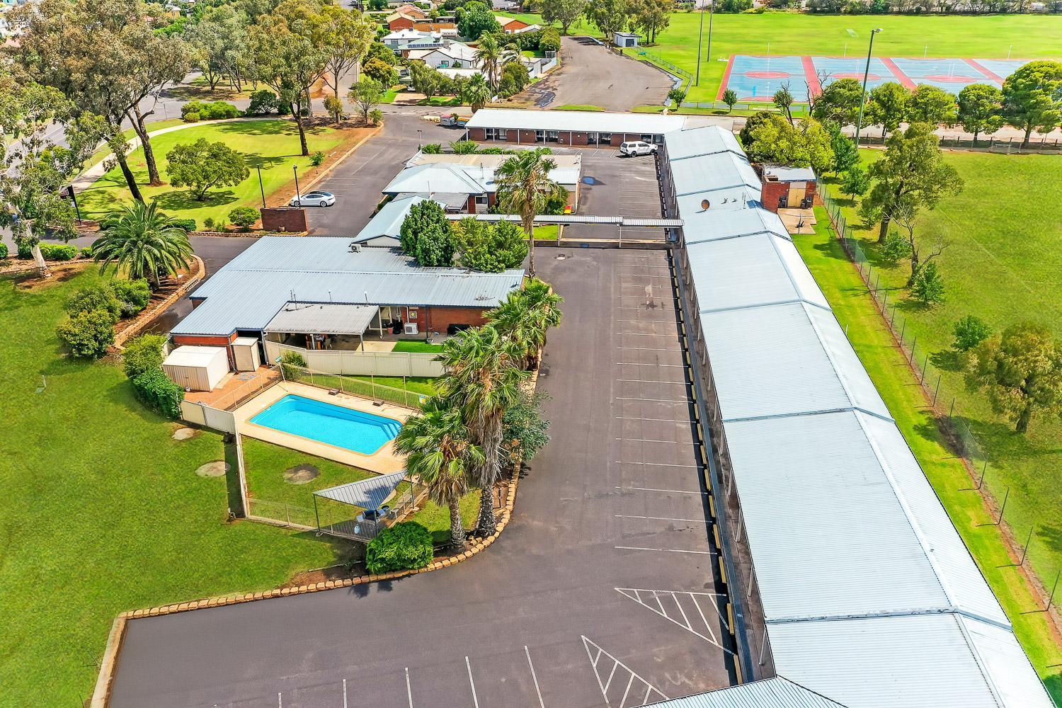 Parkview Motor Inn Parkes Exterior photo