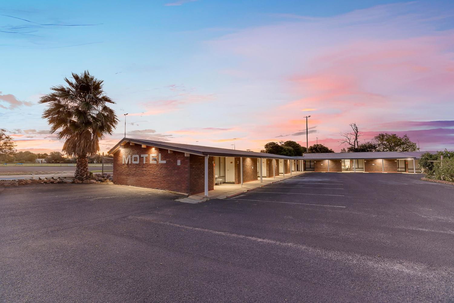 Parkview Motor Inn Parkes Exterior photo